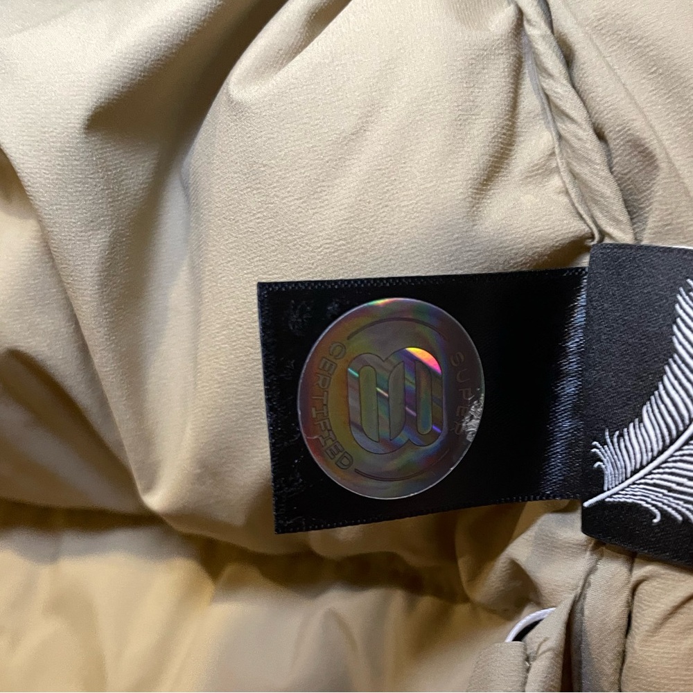 Aritzia The Super Puff Shorty Oxford Tan Sz XS NWOT - Picture 9 of 16